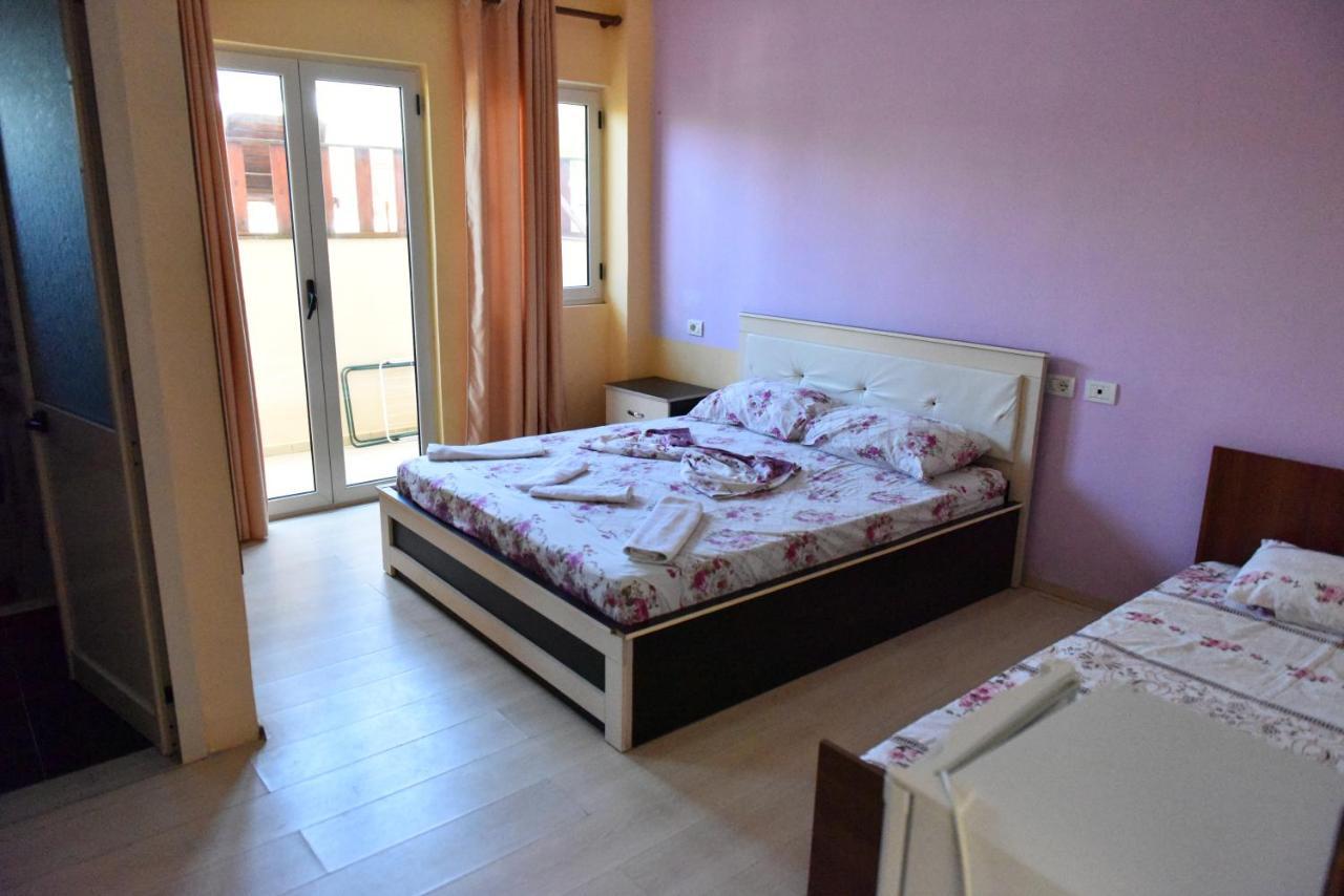 Hotel Kriti Max , Shengjin Shëngjin Esterno foto