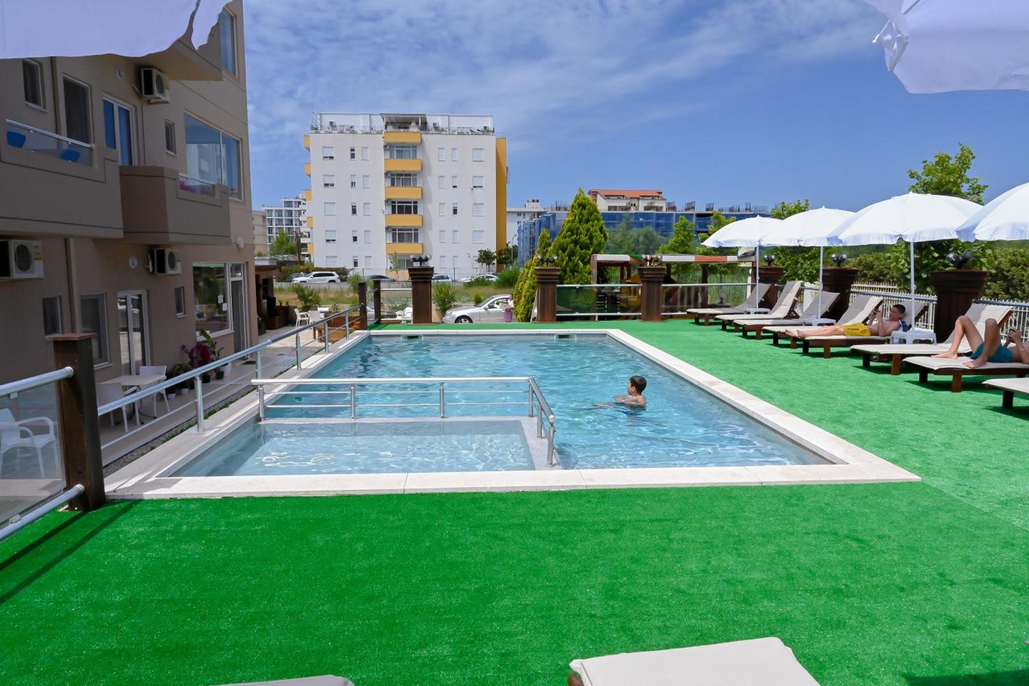 Hotel Kriti Max , Shengjin Shëngjin Esterno foto